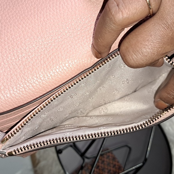 Tory Burch Britten Wallet Wristlet - Picture 9 of 12